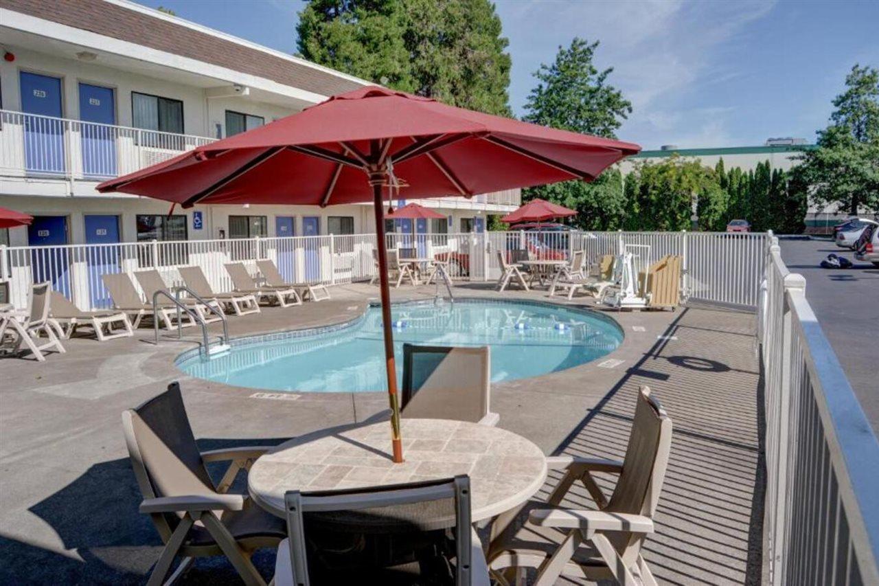 Motel 6-Salem, Or エクステリア 写真