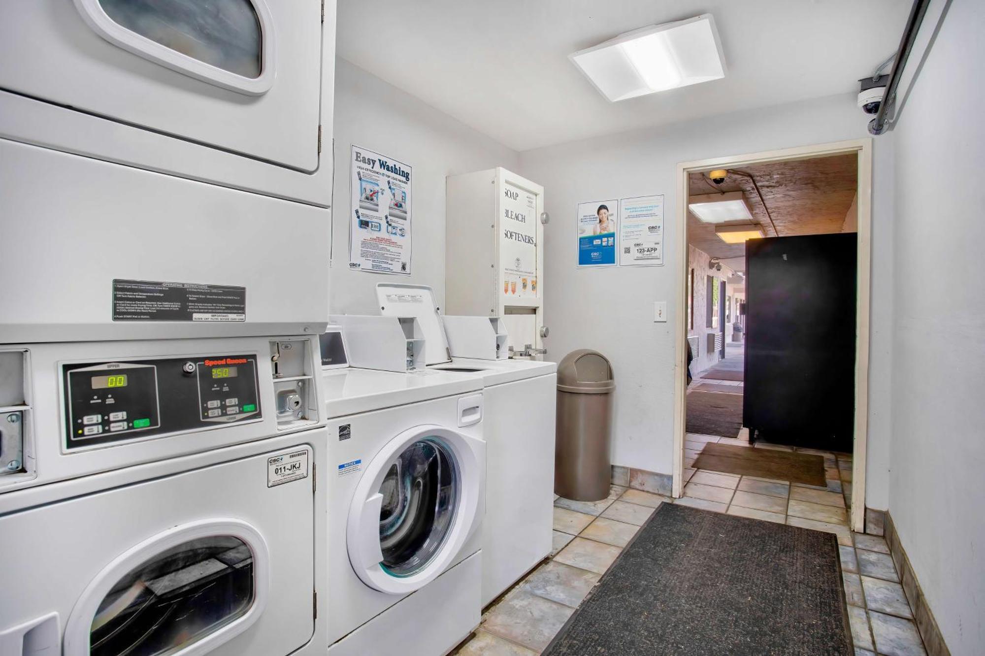 Motel 6-Salem, Or エクステリア 写真