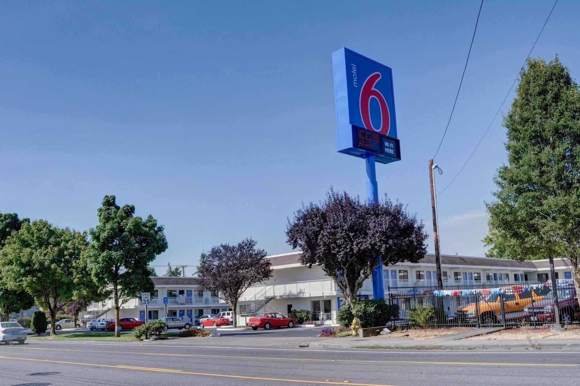 Motel 6-Salem, Or エクステリア 写真